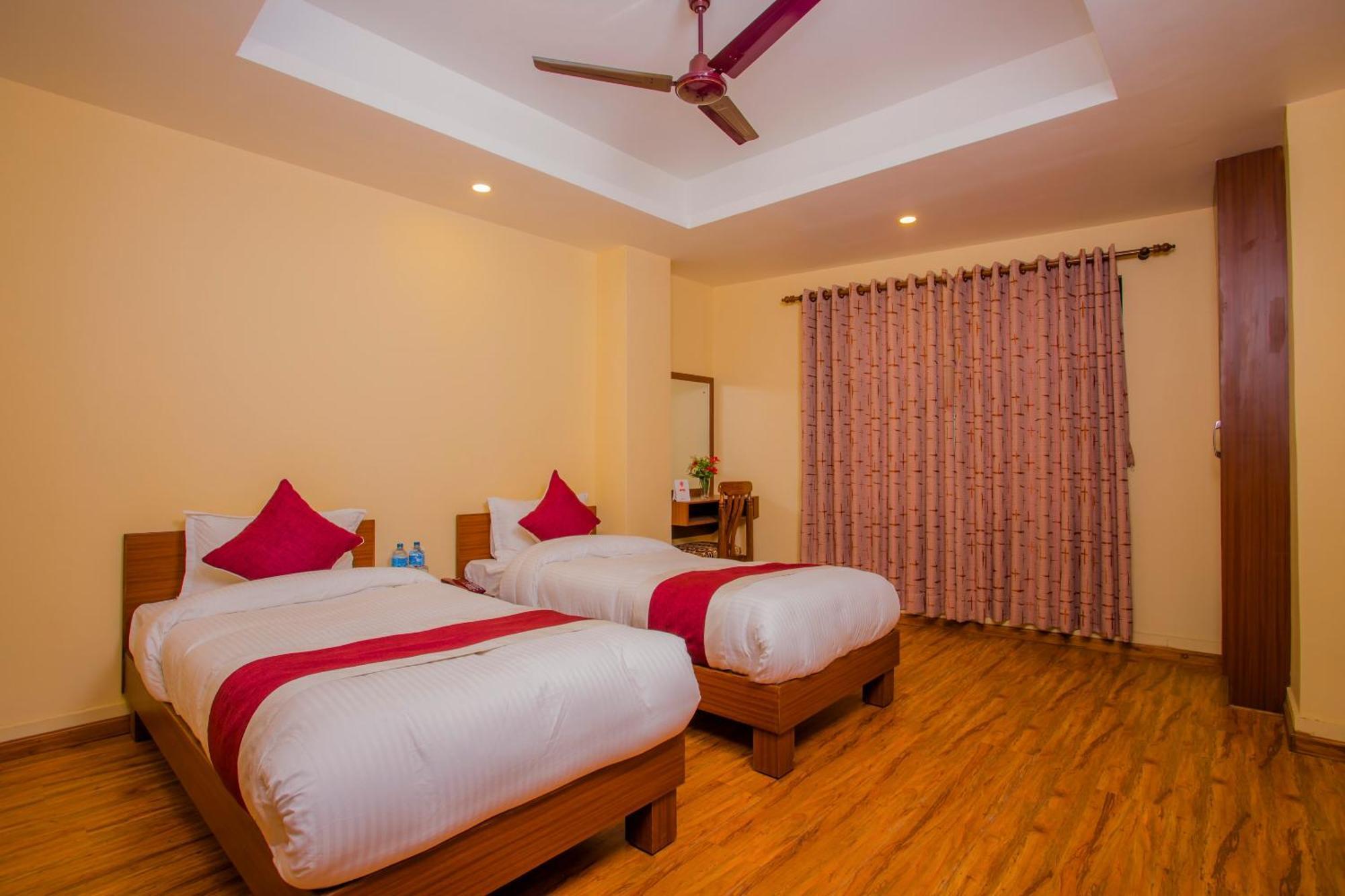 Oyo 273 Hotel Rara Palace Katmandu Dış mekan fotoğraf